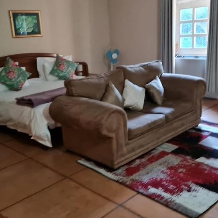 The Hertford Country Hotel Johannesburg Eksteriør billede
