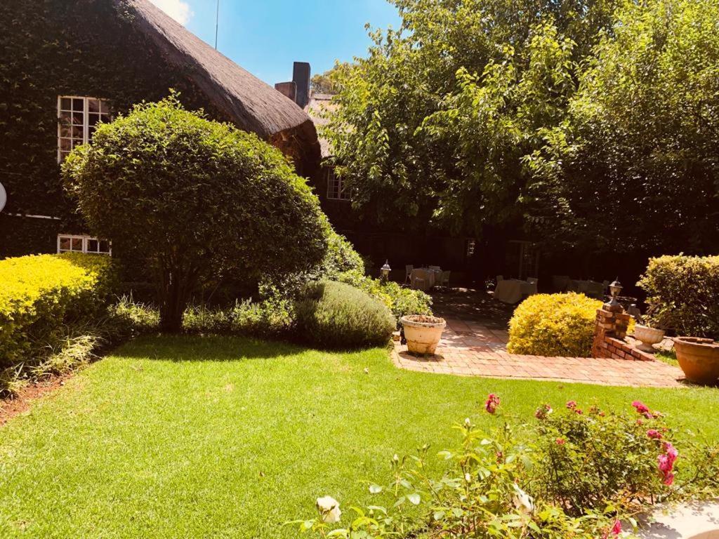 The Hertford Country Hotel Johannesburg Eksteriør billede